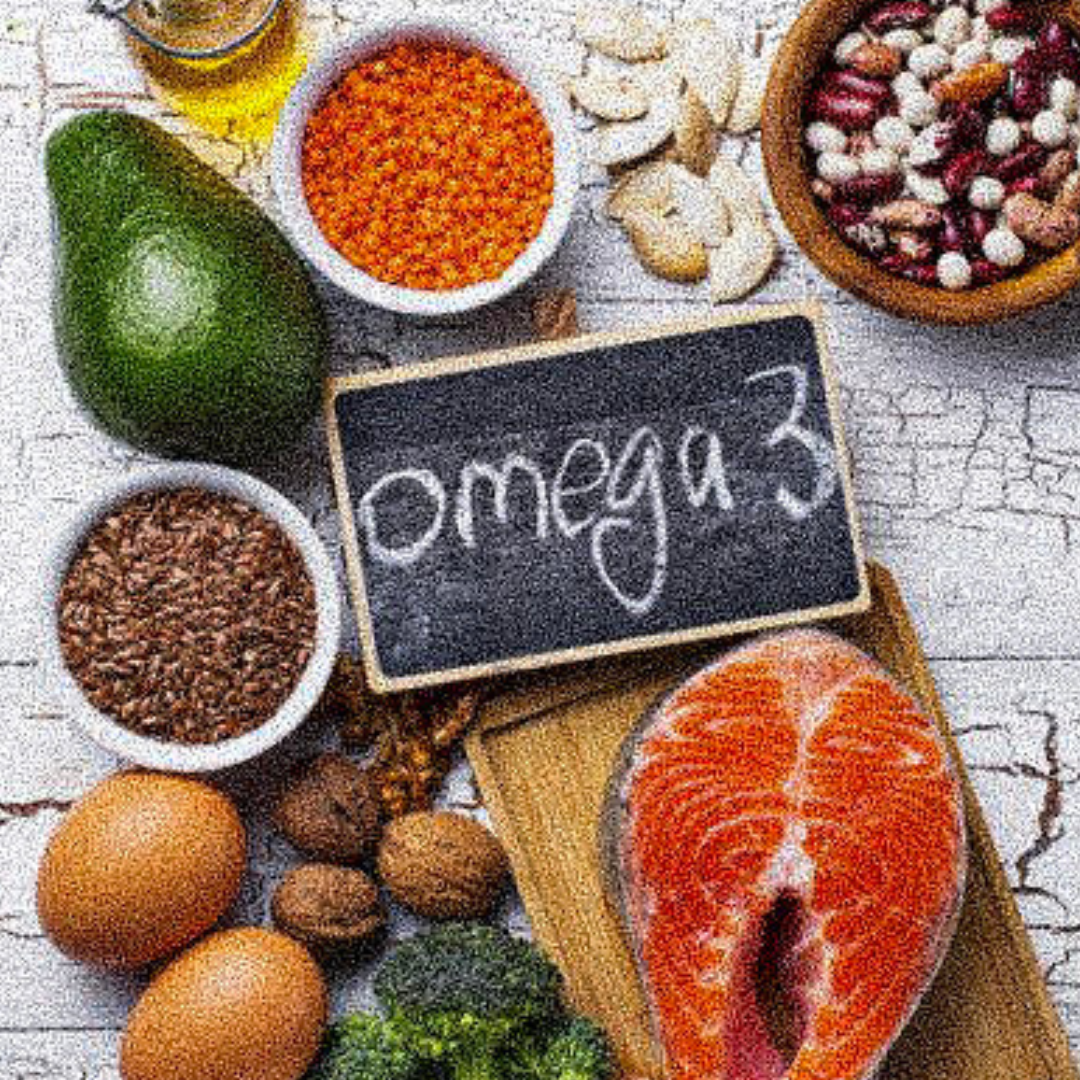 riz paddy dans une main