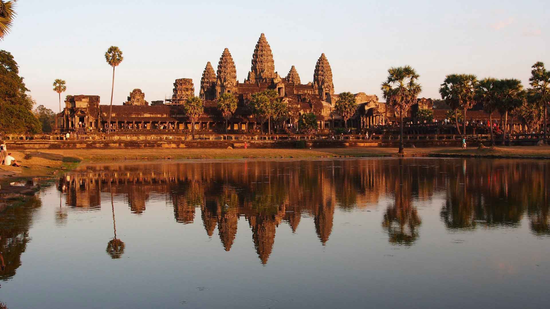 temple angkor sunrise